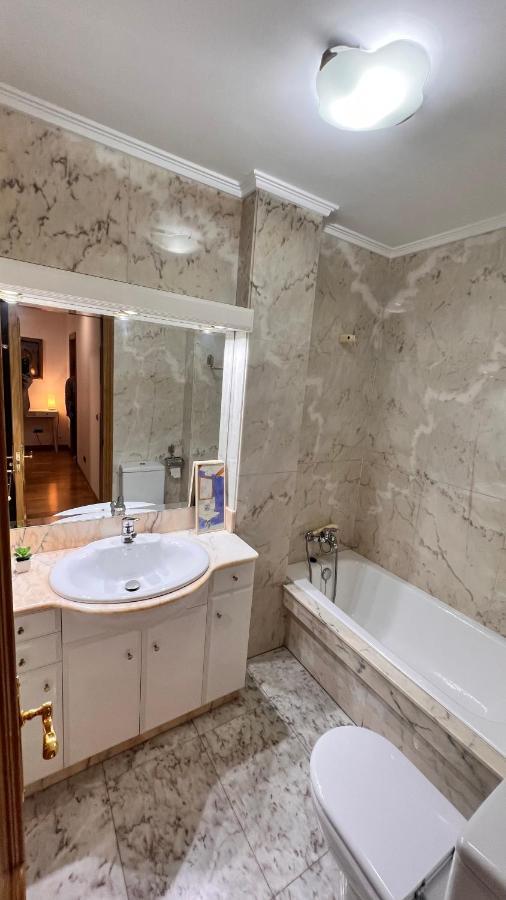 Apartamentos San Martin Ourense Centro 2 Ngoại thất bức ảnh